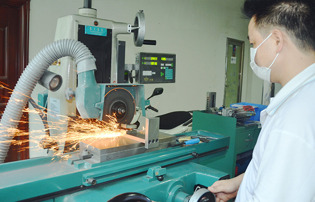 磨床模具制造設備