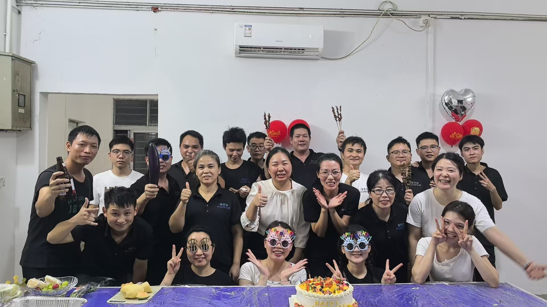 范仕達(dá)：雙節(jié)同慶，情暖中秋，生日快樂